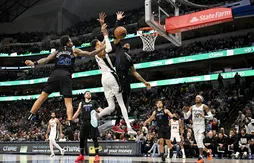 Les Spurs de Victor Wembanyama étouffés par les Mavericks