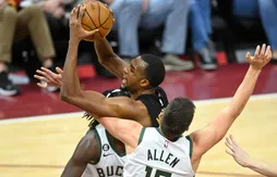 Evan Mobley (38 points) se défoule sur les Bucks