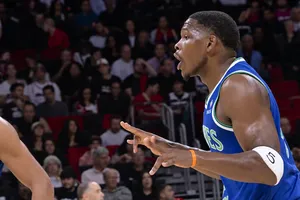 Anthony Edwards (45 points) gâche la première de Giannis Antetokounmpo à Miami