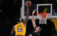 Dwight Howard se verrait bien aux Kings