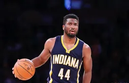 Solomon Hill enchaîne les posters…