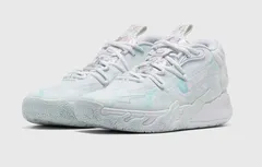 La MB.03 « Iridescent » sort aujourd’hui !
