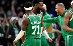 Le MVP de la nuit | Jaylen Brown attaque 2022 avec les crocs