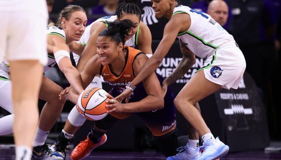 Alyssa Thomas renverse Minnesota dans le « money-time » !