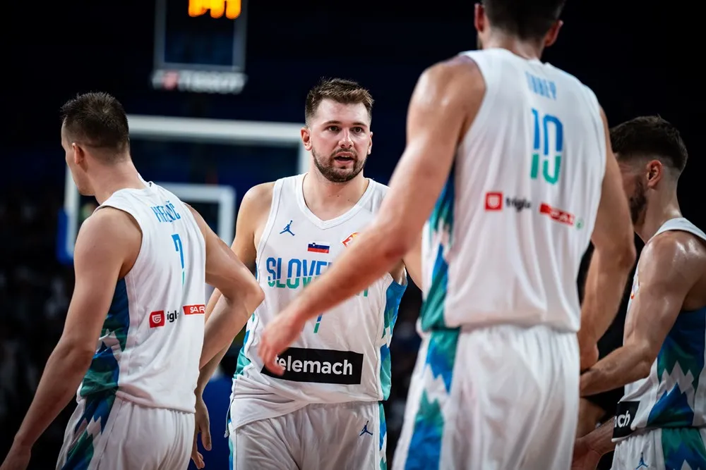 Luka Doncic omniprésent dans le dernier Top 10 de la Coupe du Monde