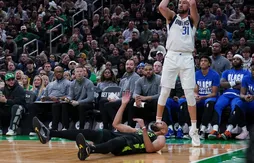 L’attaque des Mavericks envoie les Celtics au tapis