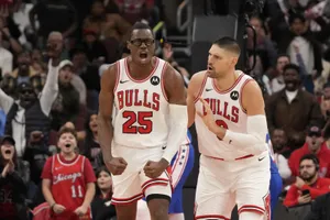 Le « Big Three » des Sixers craque face aux irrésisti-Bulls