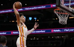 Jalen Johnson un peu plus près des étoiles