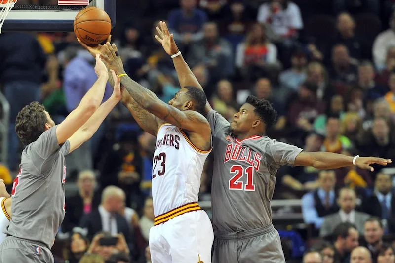 La défense des Bulls étouffe les Cavaliers version Tyronn Lue