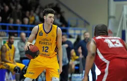 Draft : les Français Isaia Cordinier et Petr Cornelie préfèrent patienter