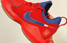 Nike met ses modèles signatures aux couleurs de son académie de basket