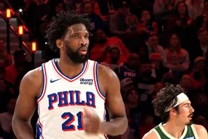 Avec un Joel Embiid en triple-double, les Sixers restent parfaits
