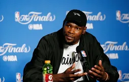 Twitter : Kevin Durant s’excuse pour ses propos sur le Thunder et Billy Donovan