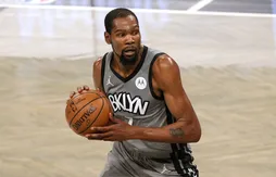 Expulsé contre Detroit, Kevin Durant a pu se reposer sur James Harden