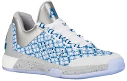 Adidas : un nouveau coloris spécial de la Crazylight Boost 2015 pour Andrew Wiggins