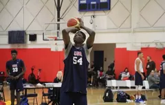 High school : Mohamed Bamba, champion des Amériques et la tête bien faite