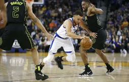 Stephen Curry absent au moins trois semaines