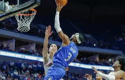 Jaden Hardy se montre face au Thunder