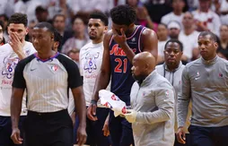 Joel Embiid continue de serrer les dents