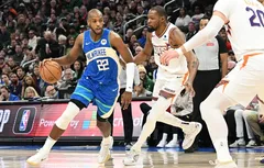 Sans Giannis Antetokounmpo, les Bucks flambent face aux Suns