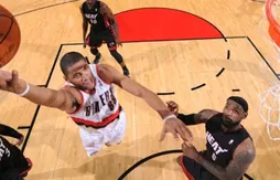 Nicolas Batum plane au-dessus du Heat