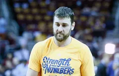 Andrew Bogut dans le viseur de Houston ?