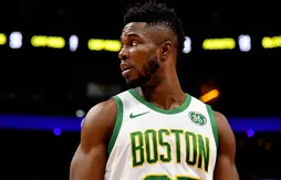 Semi Ojeleye part en Italie