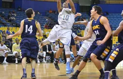 Southern domine Champion Baptist par… 116 à 12