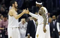 LeBron James : « Amis ou pas, on est là pour une seule chose : gagner »