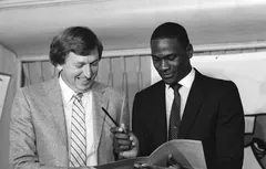 Le 12 septembre 1984, Michael Jordan signait son premier contrat avec les Bulls