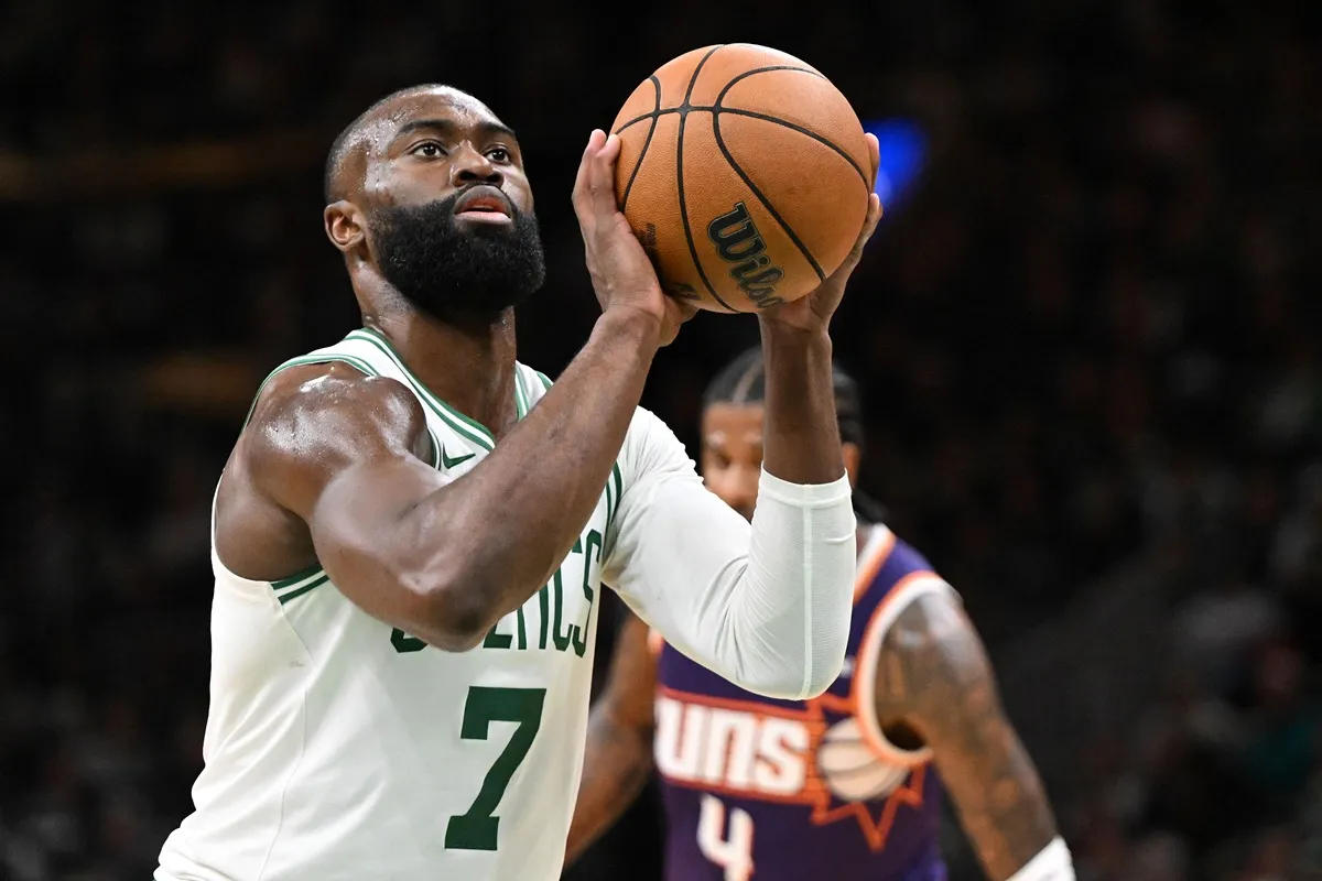 Jaylen Brown (Celtics) contre les Suns