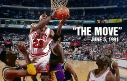 Il y a 35 ans, Michael Jordan réalisait un « spectacular move » de légende