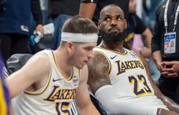 LeBron James victime d’une grosse entorse du genou lors de son dernier match de la saison