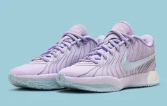 La LeBron 21 prête pour Pâques
