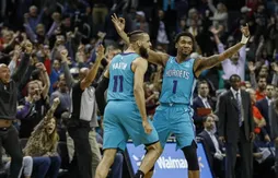 Malik Monk terrasse les Pistons au buzzer !