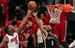 Les Nets à la peine sous les paniers