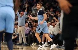 Pourtant en plein coup de mou, Cam Spencer a achevé les Spurs