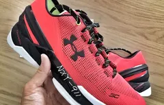 Under Armour : la Curry 2 aura sa version basse