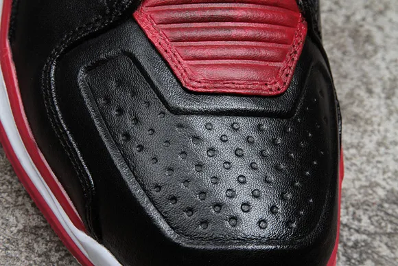 Li-Ning-Way-of-Wade-2-Announcement-6