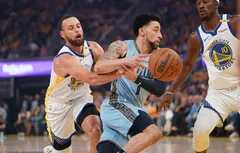 Au bout du suspense, les Warriors repoussent les Grizzlies et filent en playoffs !