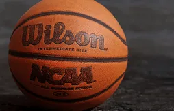 L’évolution des ballons de basket à travers le temps : de l’origine à la modernité