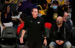 Pour l’instant, Jeanie Buss soutient Frank Vogel