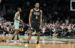 De’Aaron Fox pensait avoir donné la victoire aux Spurs à Charlotte…