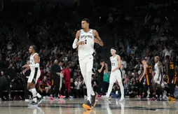 Les Spurs de Victor Wembanyama craquent face à un immense Trae Young (45 points)