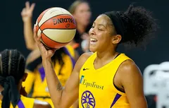 Les Sparks vont retirer le numéro 3 de Candace Parker dès cet été