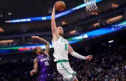 Kristaps Porzingis monte en température