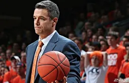 NCAA : Tony Bennett élu Coach of the Year