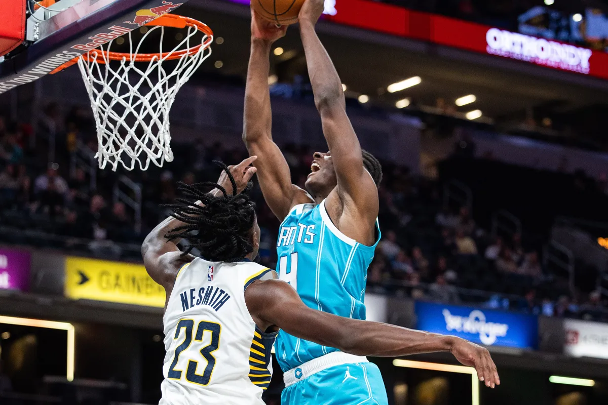 Moussa Diabaté avec les Hornets