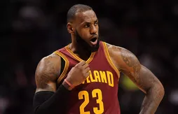 Bien seul, LeBron James épargne pourtant ses coéquipiers