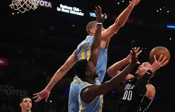 Lakers – Magic : Brook Lopez évite un hold-up à la dernière seconde